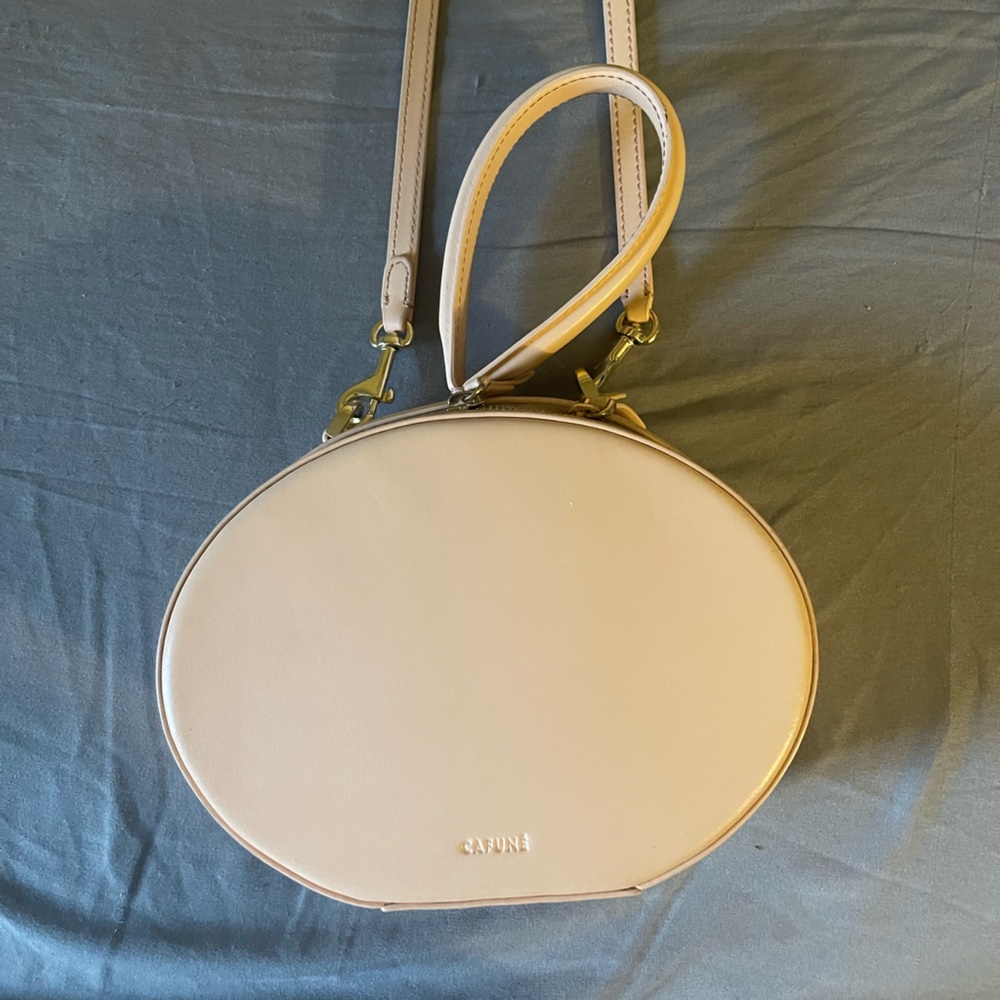 Cafune egg bag